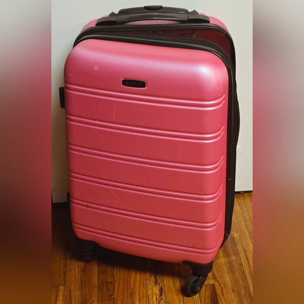 Rockland Pink Hard Shell Suitcase
